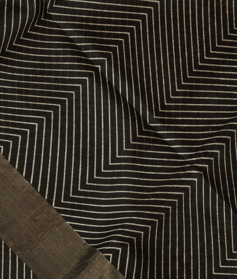 Black Printed Raw Silk Saree T376264-image