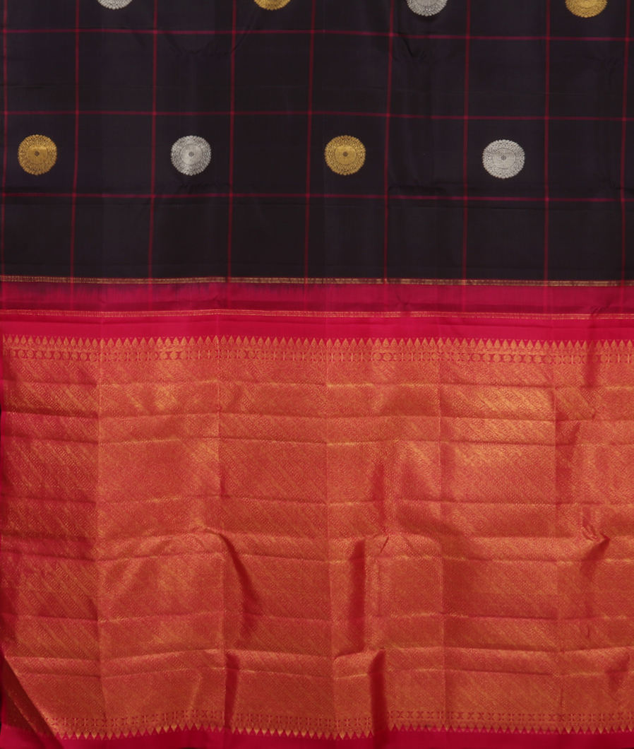 Midnight Blue Handwoven Kanjivaram Silk Saree T3864054