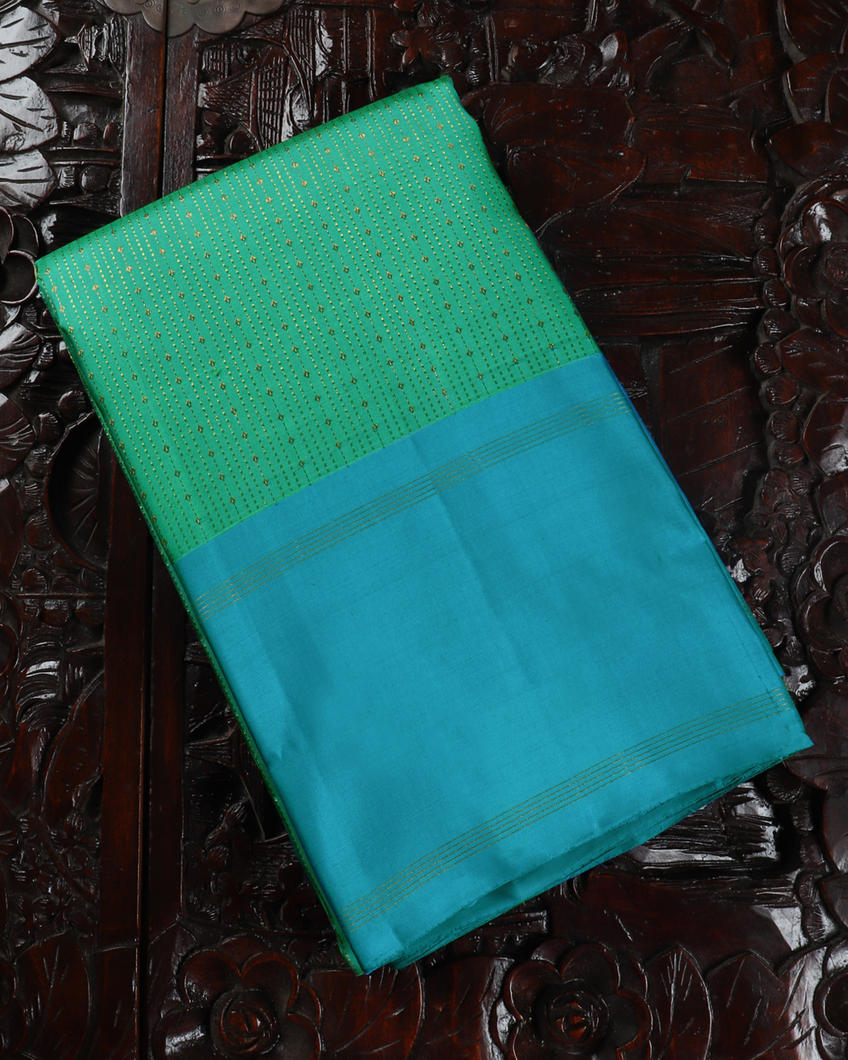 Green Handwoven Kanjivaram Silk Saree T367068-image