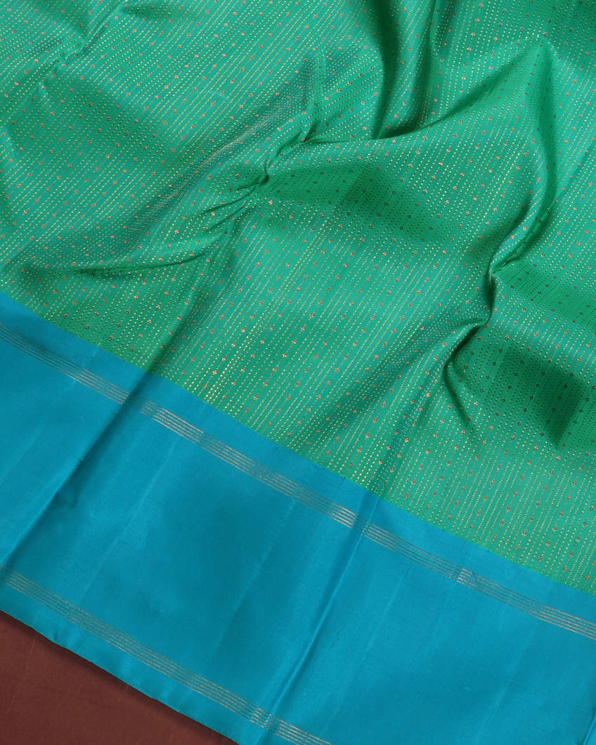 Green Handwoven Kanjivaram Silk Saree T3670684