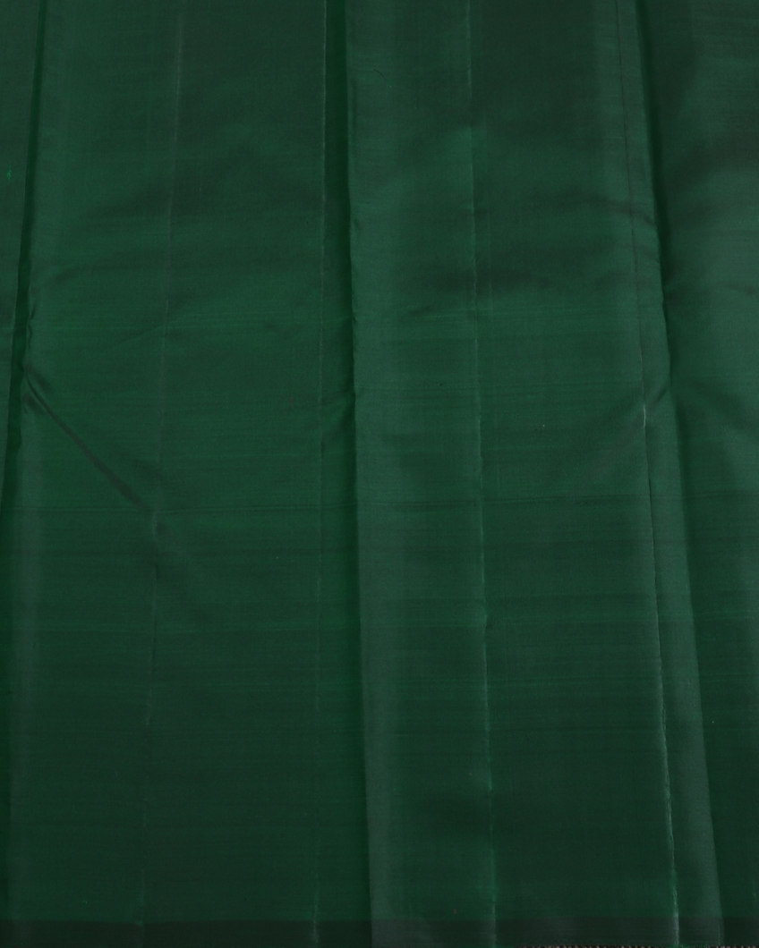 Red Handwoven Kanjivaram Silk Saree T3671703