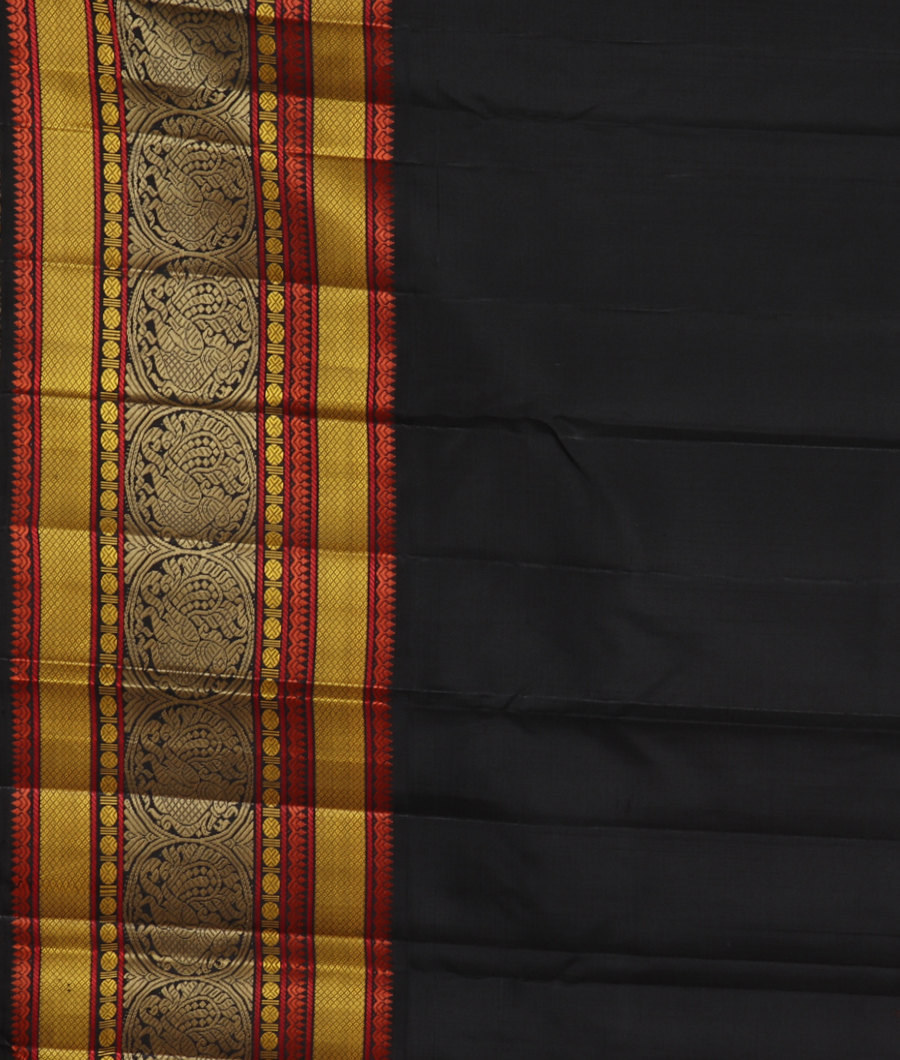 Red Handwoven Kanjivaram Silk Saree T3288143