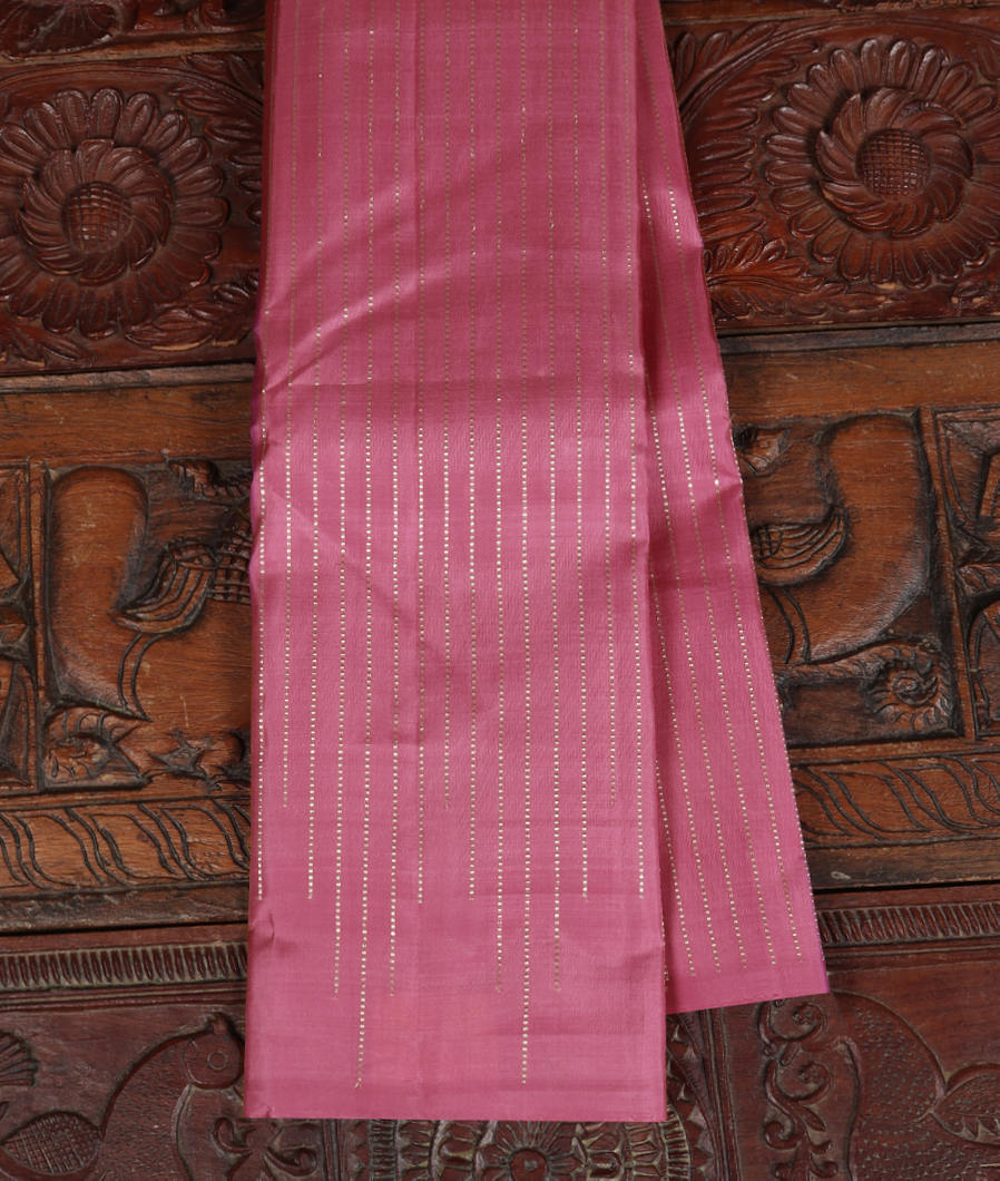 Buy Lavender pink Handwoven Kanjivaram Silk Saree T386601