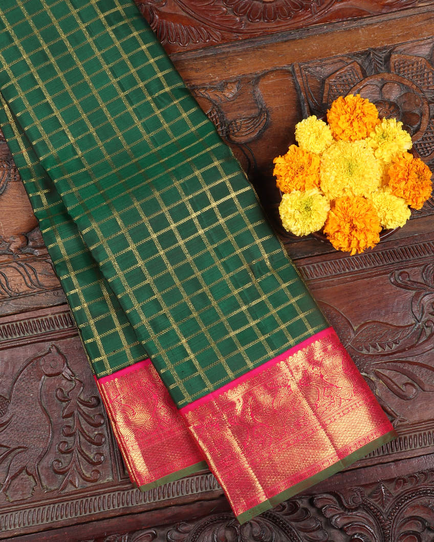 Green Handwoven Kanjivaram Silk Saree T389526-image