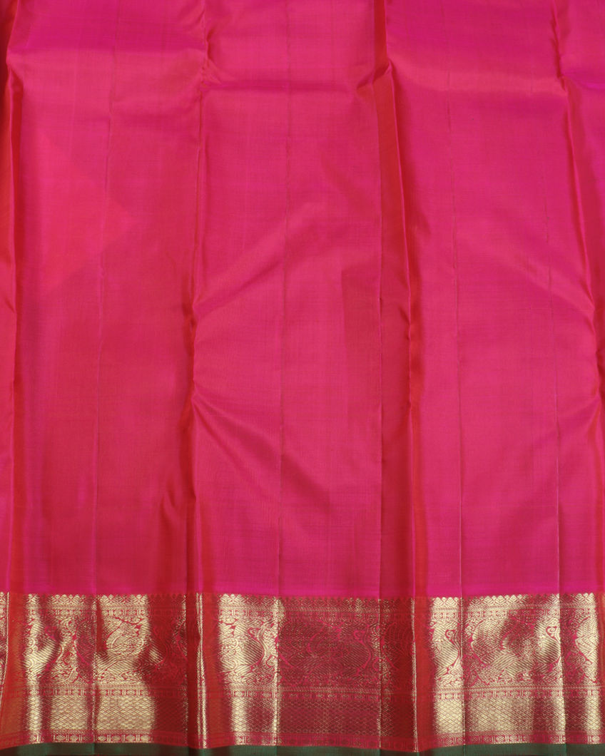 Green Handwoven Kanjivaram Silk Saree T3895263