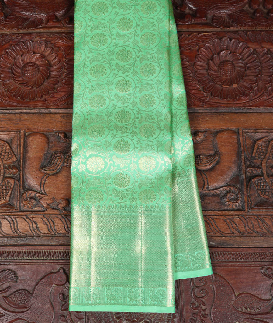 Green Handwoven Kanjivaram Silk Saree T378844-image