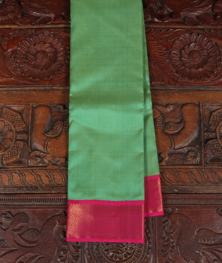 Green Handwoven Kanjivaram Silk Saree T289666-image