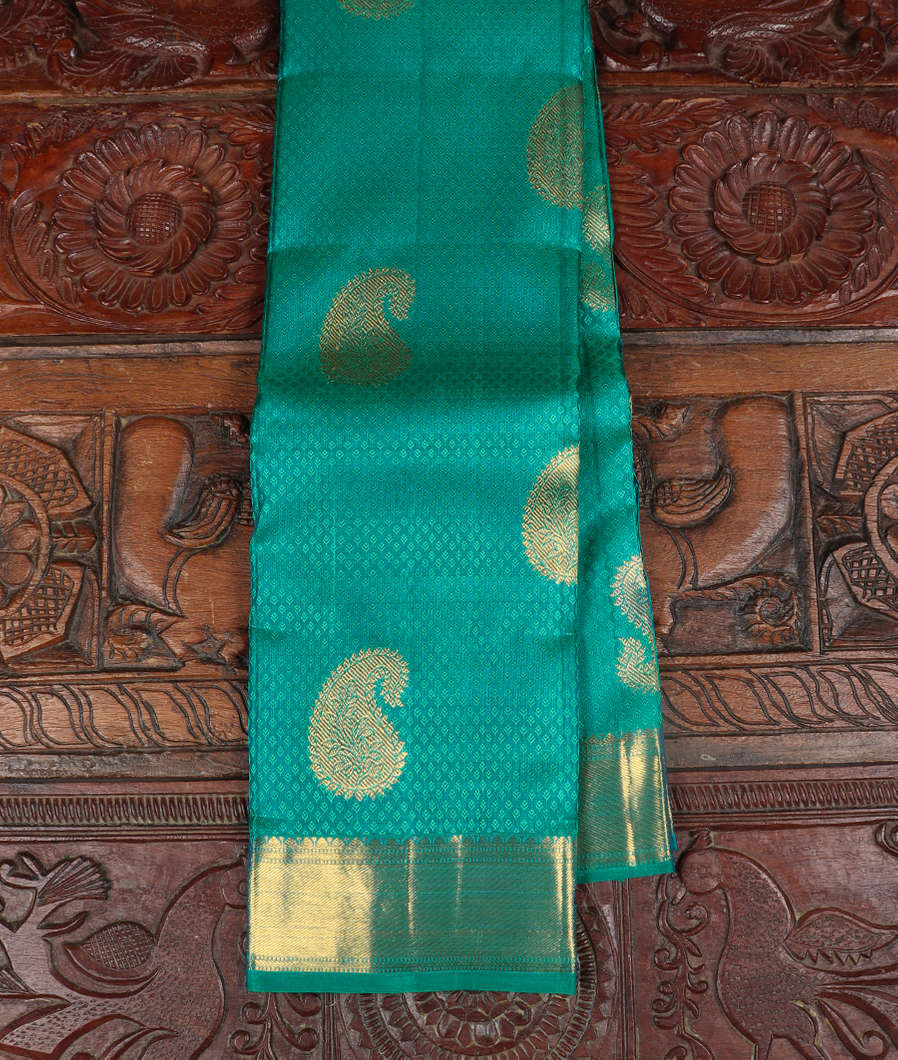 Green Handwoven Kanjivaram Silk Saree T392672-image