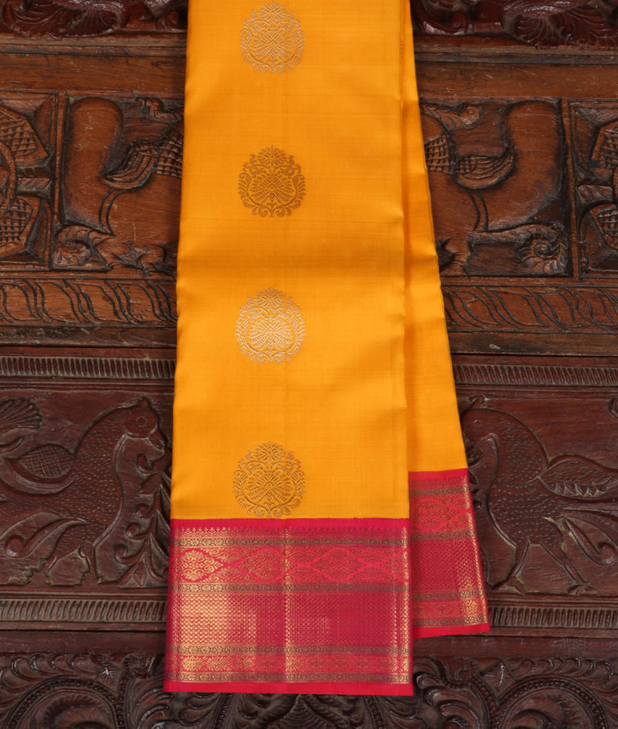 Yellow Handwoven Kanjivaram Silk Saree T260561-image