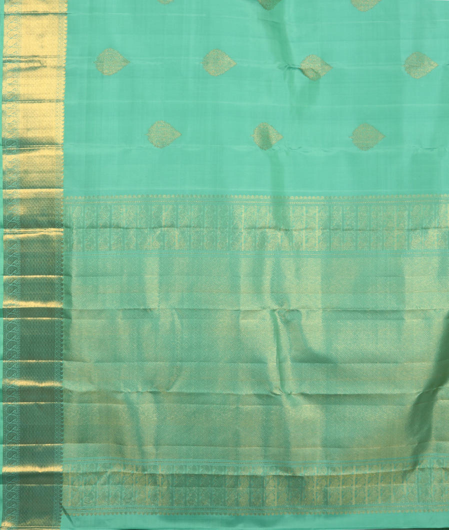 Green Handwoven Kanjivaram Silk Saree T3976874