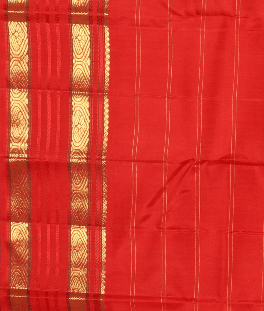 Cream Handwoven Kanjivaram Silk Saree T3976383