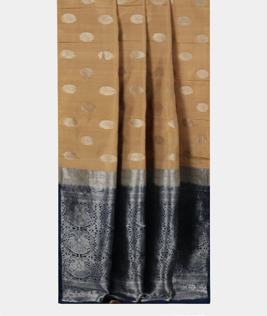 Beige Handwoven Kanjivaram Silk Saree T2626752