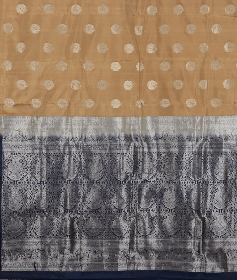 Beige Handwoven Kanjivaram Silk Saree T2626754