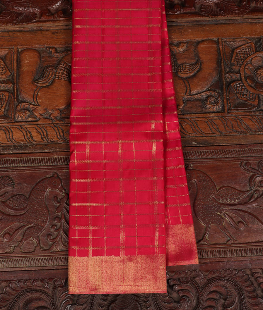 Magenta Handwoven Kanjivaram Silk Saree T321160-image