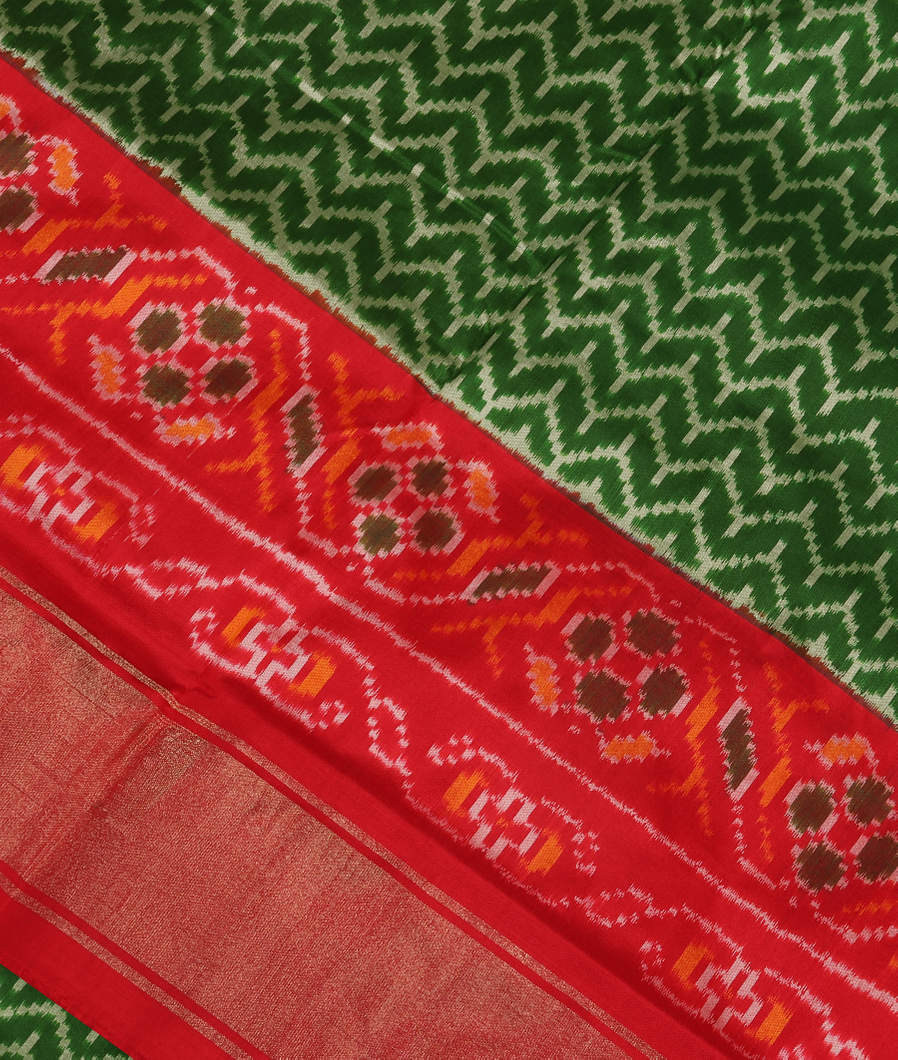 Green Ikat Silk Saree T3571905