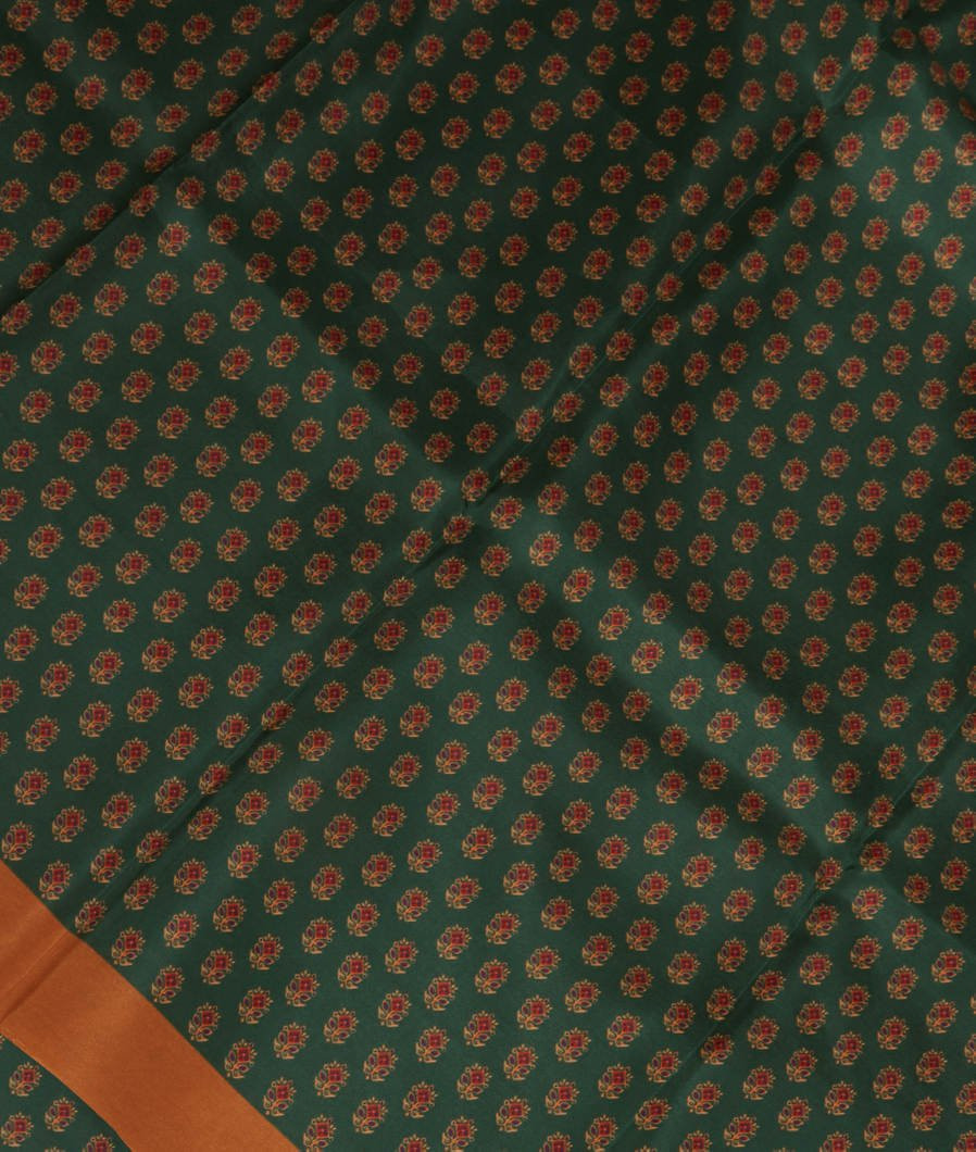 Green Printed Silk Saree T3783624