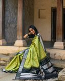 green-kanjivaram-silk-saree-t367693-t367693-f