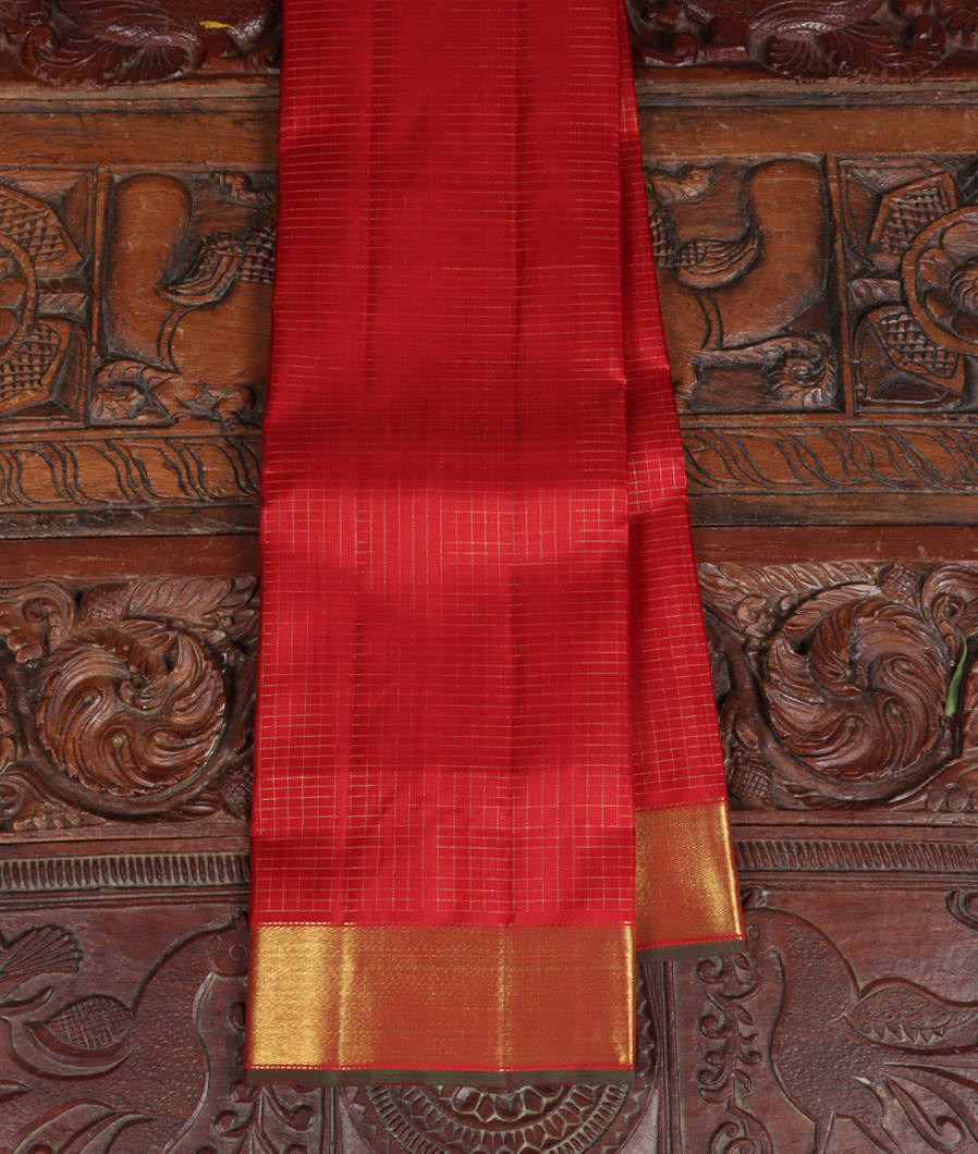 Maroon Handwoven Kanjivaram Silk Saree T374840-image