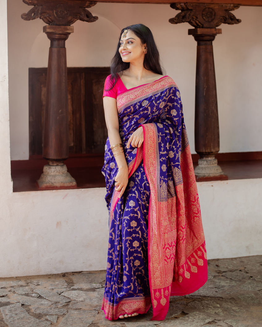 Blue Banaras Crepe Silk Saree T4038235