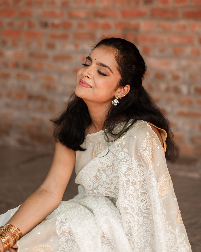 off-white-kora-organza-embroidery-saree-t383111-t383111-c