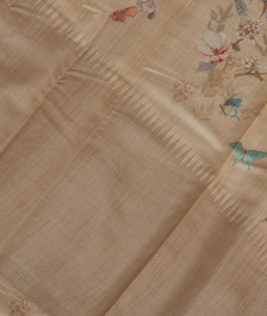 Beige Tussar Printed Saree T3562235