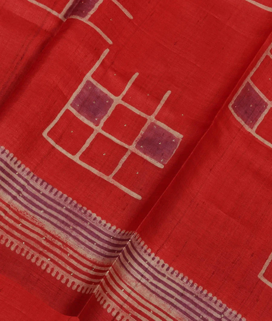 Red Tussar Printed Saree T2788994