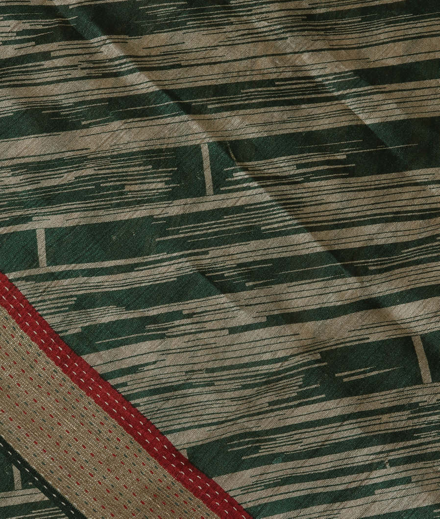 Green And Beige Tussar Printed Saree T3526854