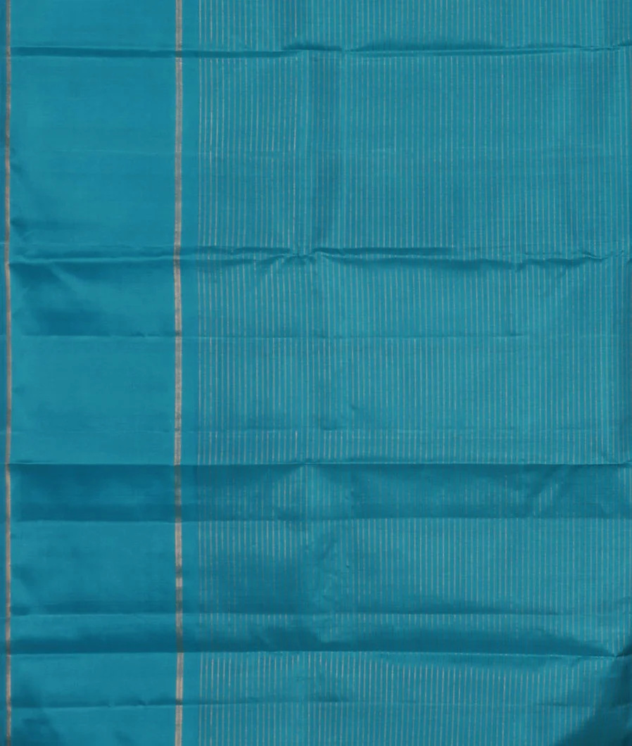 Green Handwoven Kanjivaram Silk Saree T4069393