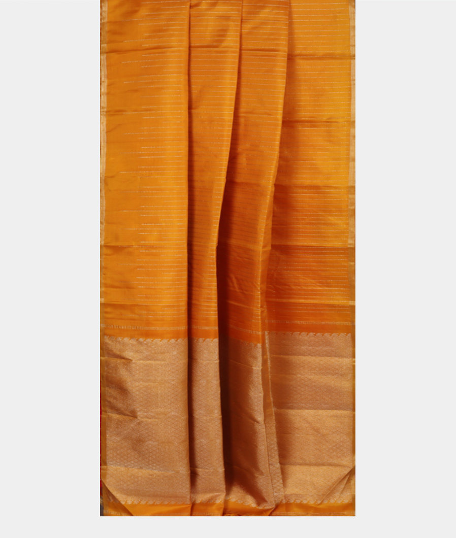Yellow Handwoven Kanjivaram Silk Saree T4073532