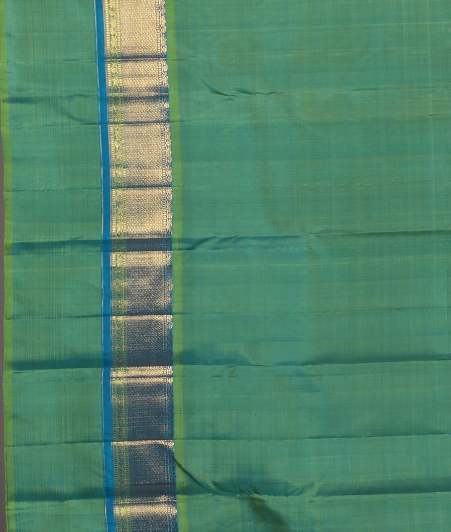White Handwoven Kanjivaram Silk Saree T4102333