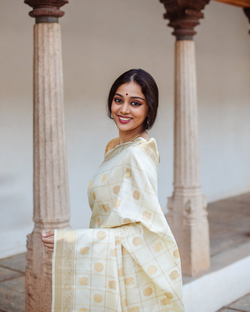 off-white-kanjivaram-silk-saree-t360644-t360644-e