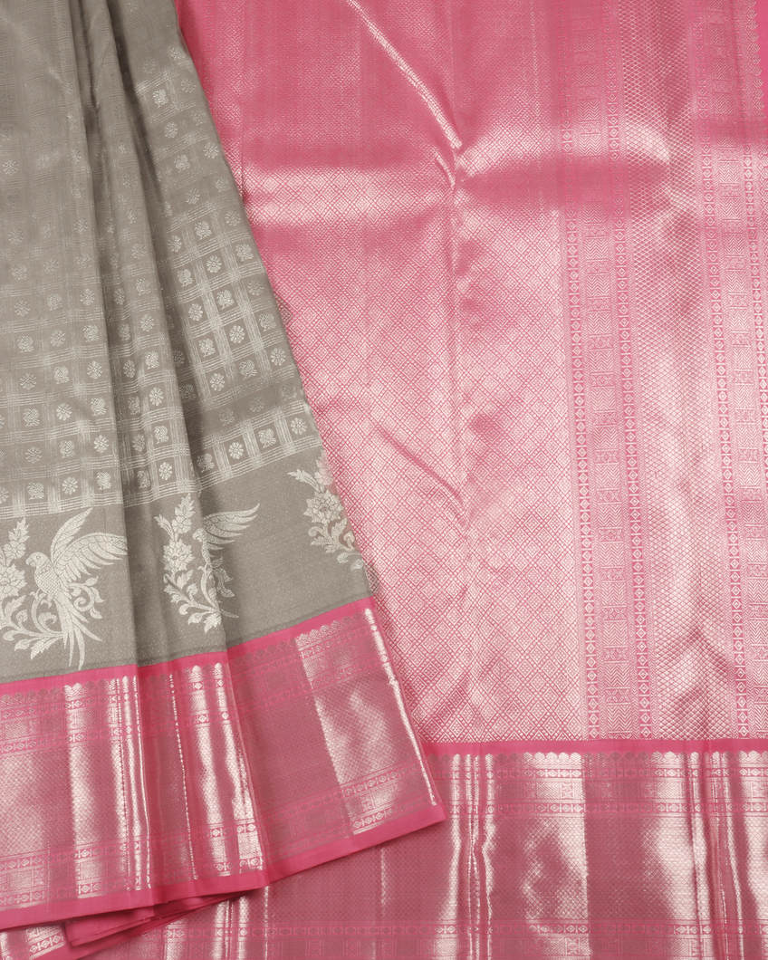 Grey Handwoven Kanjivaram Silk Saree T4131382