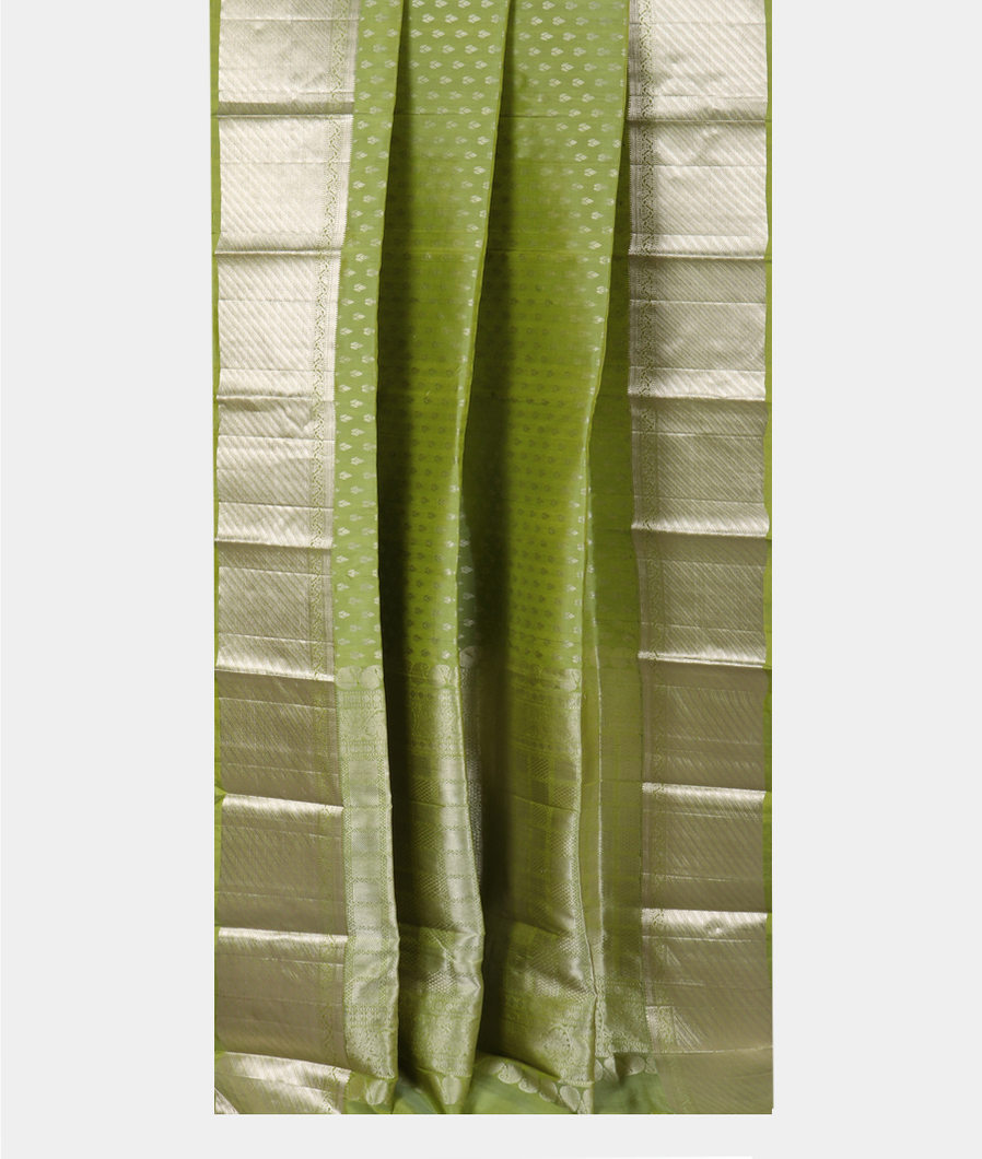 Green Handwoven Kanjivaram Silk Saree T4105892