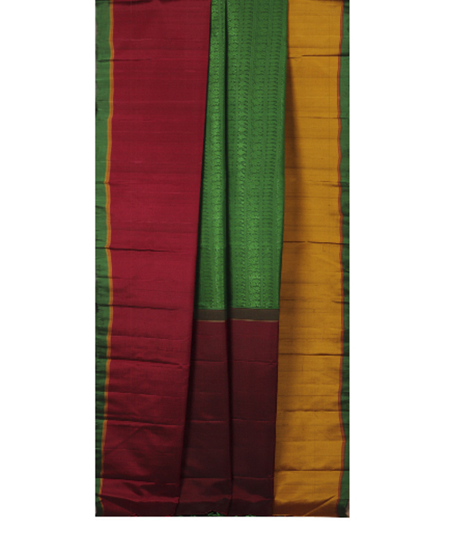 Green Handwoven Kanjivaram Silk Saree T4121282