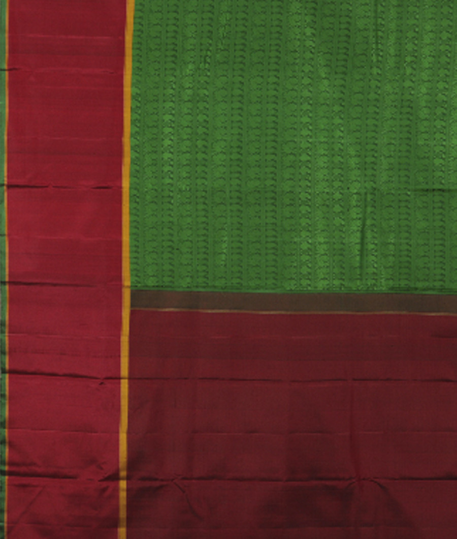 Green Handwoven Kanjivaram Silk Saree T4121284