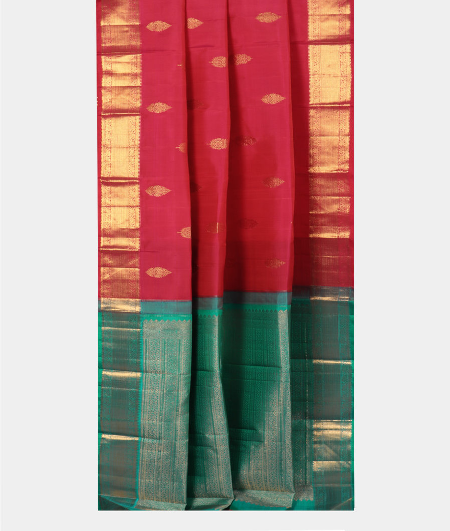 Magenta Handwoven Kanjivaram Silk Saree T4065282