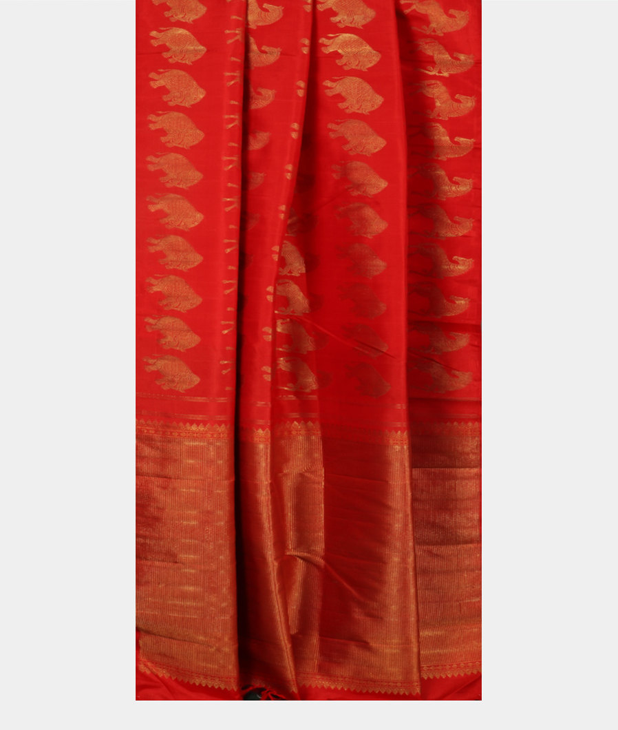 Red Handwoven Kanjivaram Silk Saree T3879032