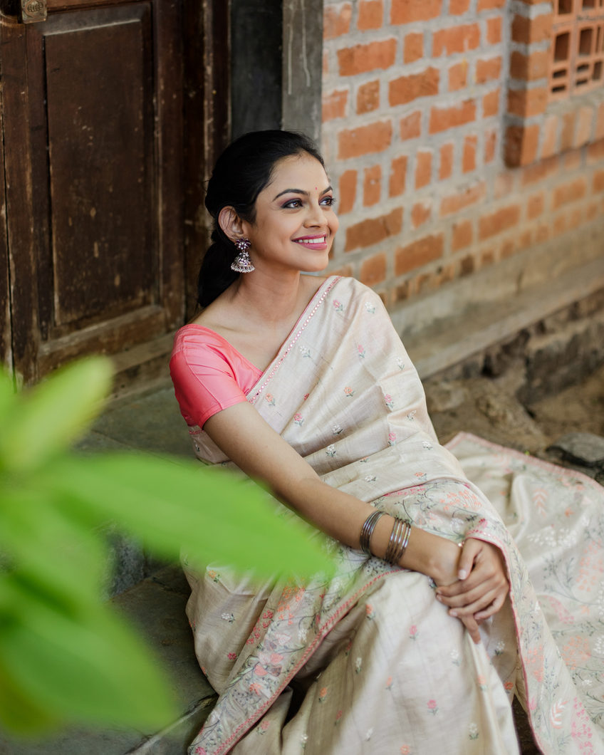 Beige Tussar Embroidery Saree T3859086