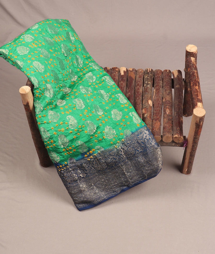 Green Bandhani Chaniya Silk Saree T377874-image