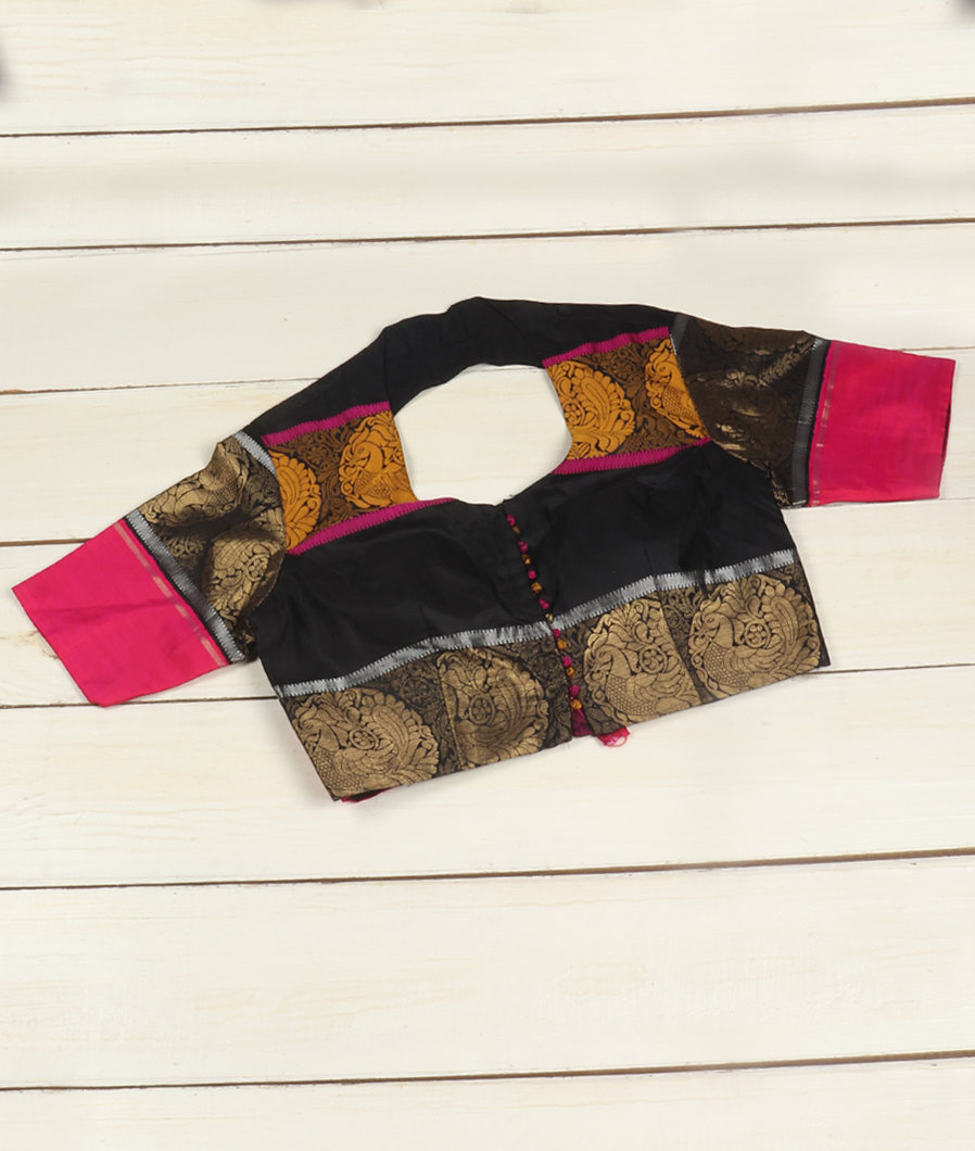 Black Handwoven Kanjivaram Silk Blouse T376754-image