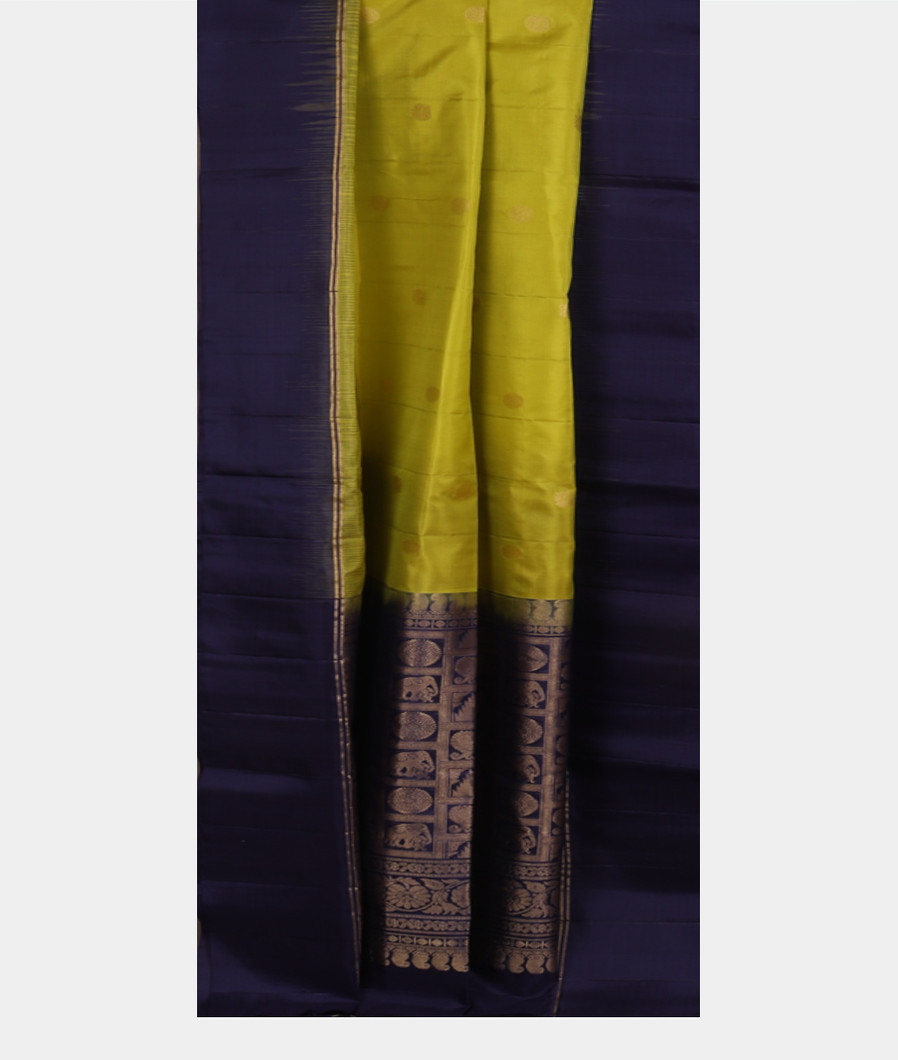 Green Soft Silk Saree T4133092