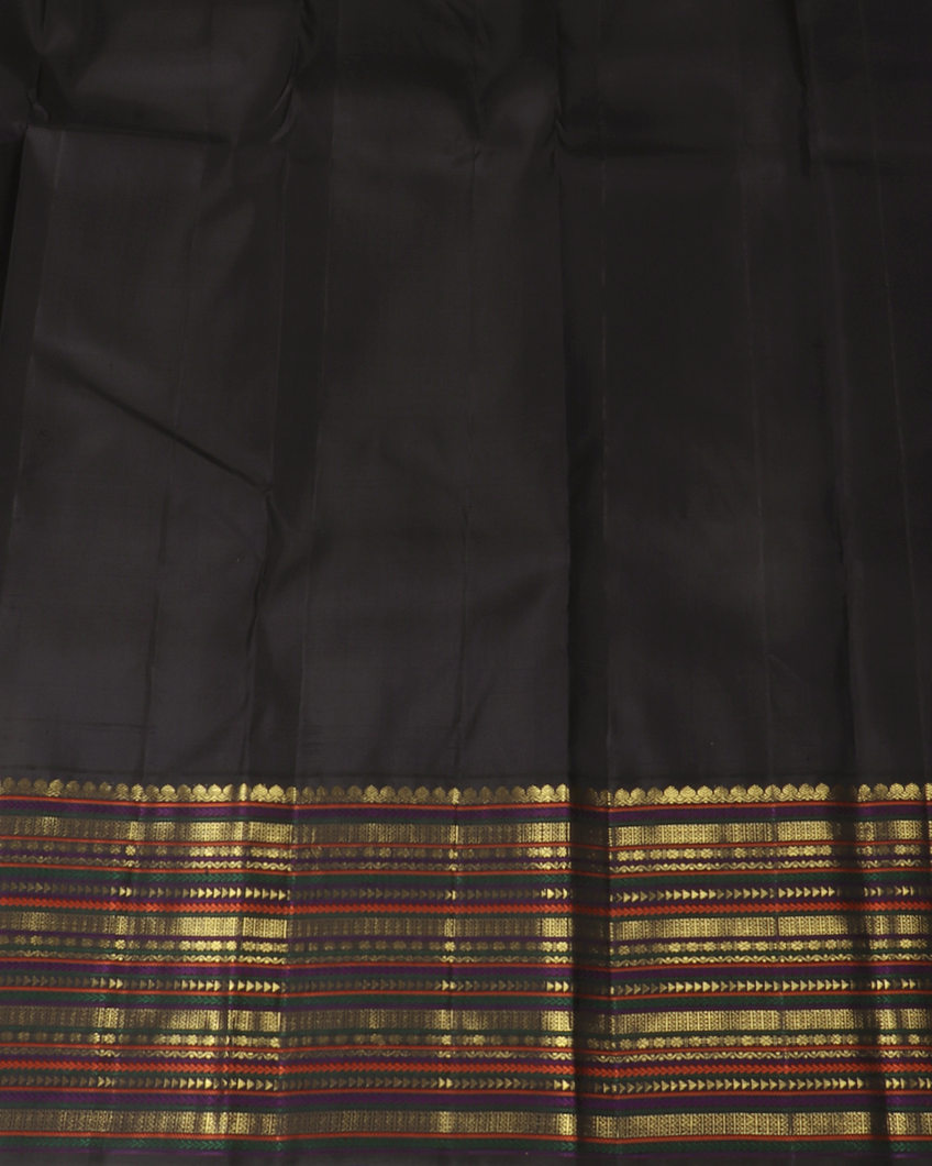 Green Handwoven Kanjivaram Silk Saree T3921463