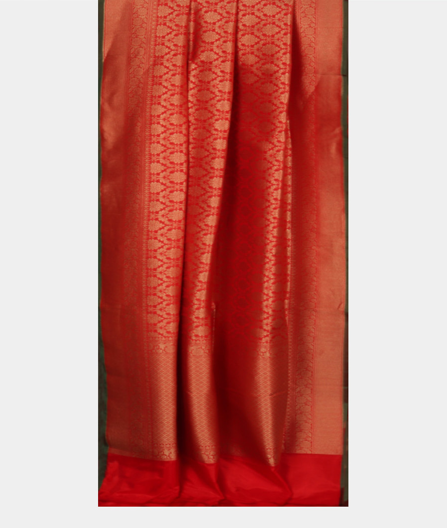 Red Banaras Silk Saree T4105342
