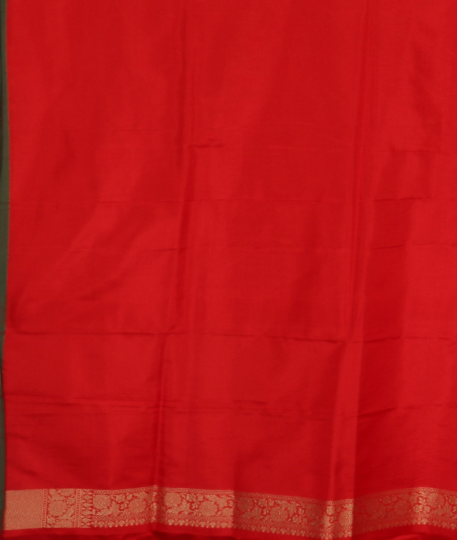 Red Banaras Silk Saree T4105343