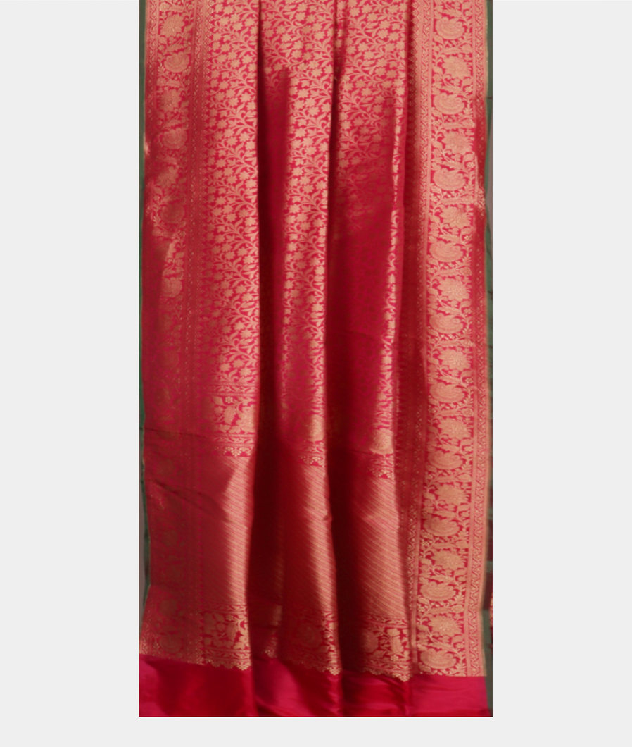 Magenta Banaras Silk Saree T4105462