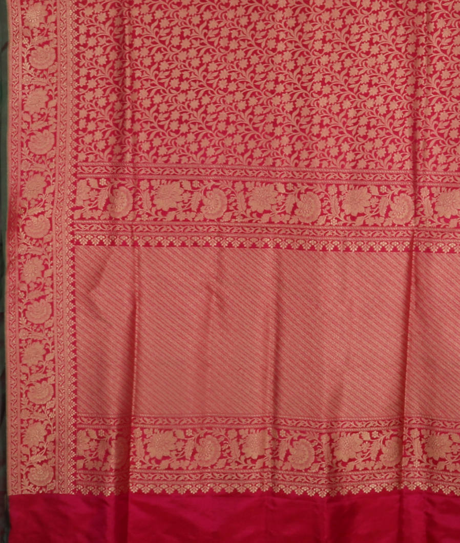 Magenta Banaras Silk Saree T4105464
