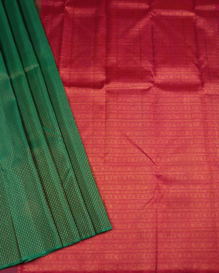 Green Handwoven Kanjivaram Silk Saree T4120982