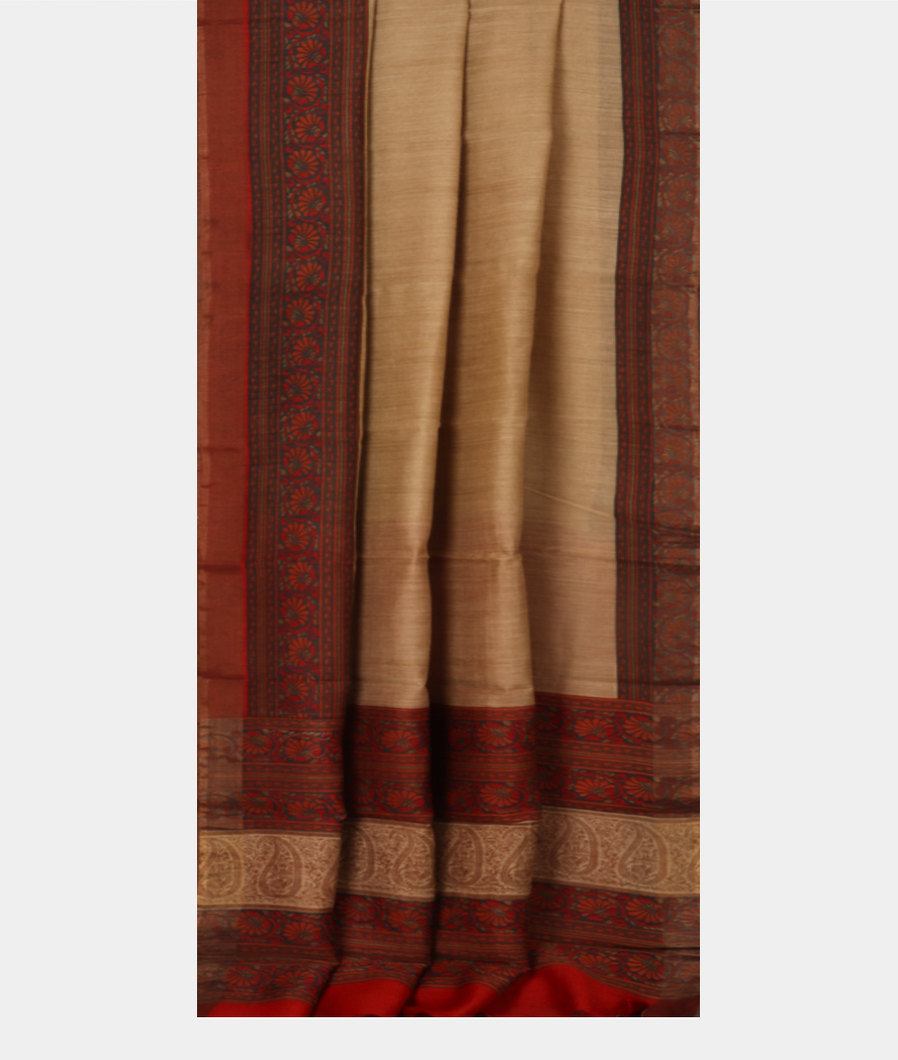 Beige Tussar Printed Saree T2219172