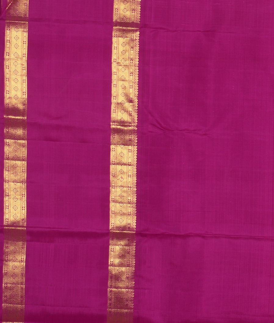 Lavender Handwoven Kanjivaram Silk Saree T3878413