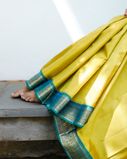 Yellowish Green Handwoven Kanjivaram Silk Saree T4169473